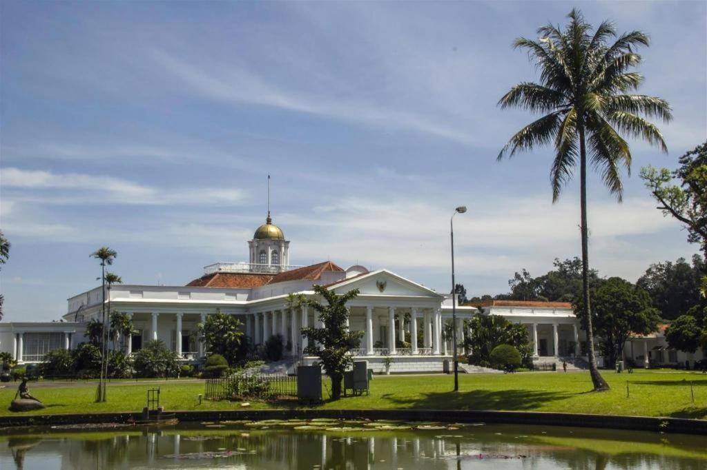 Green Wattana Hotel Sentul Bogor Exterior photo